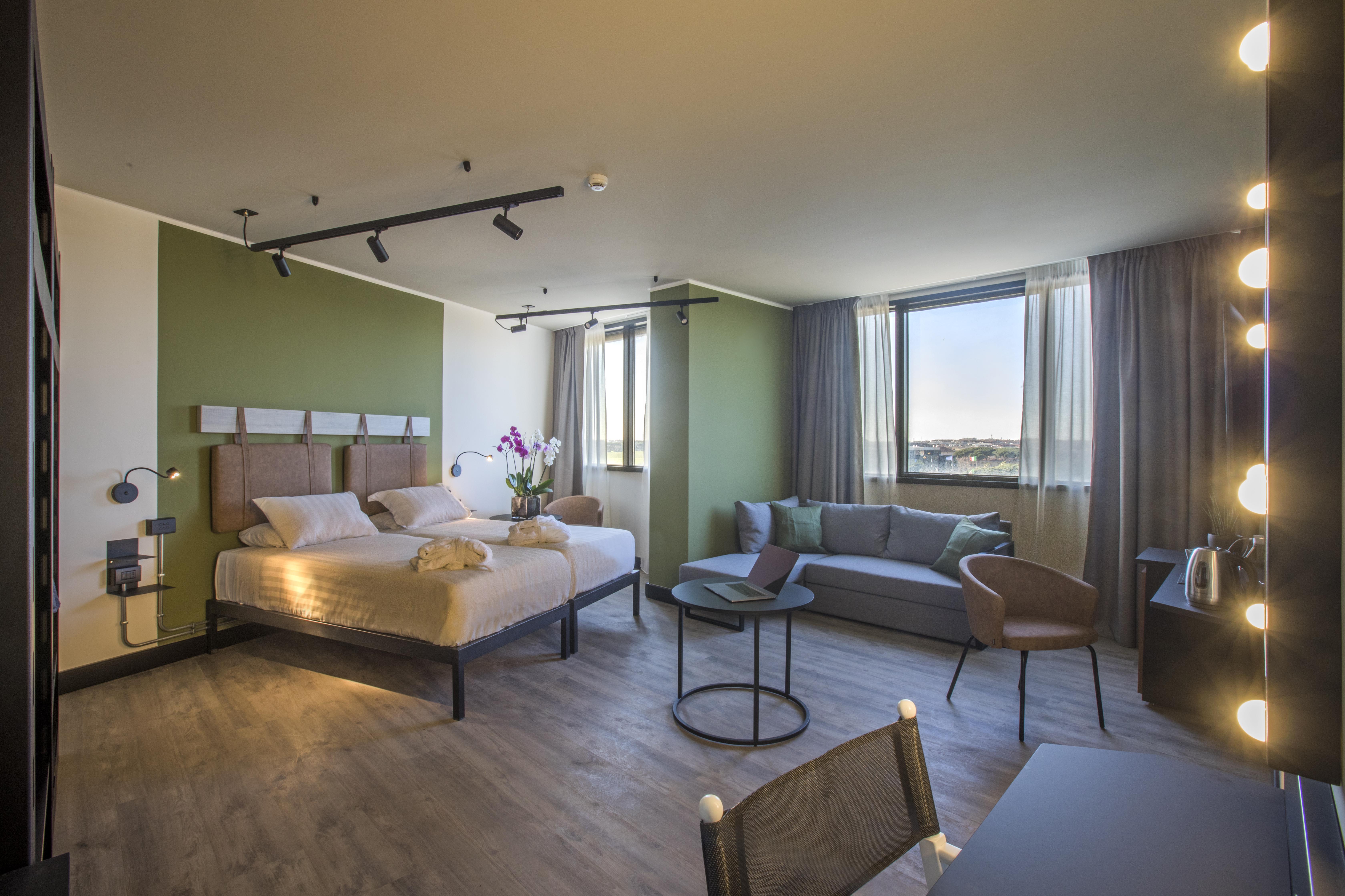 Mercure Cinecitta 4*