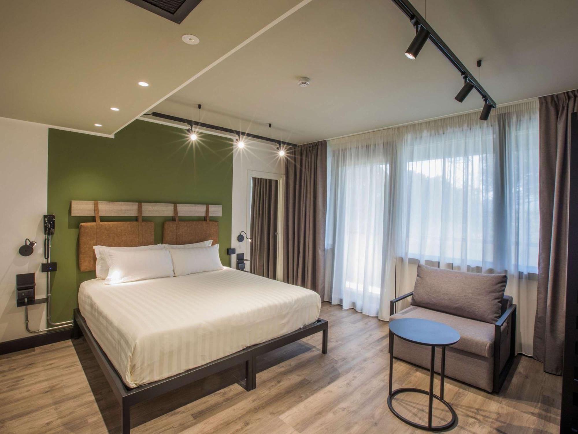 Hotel Mercure Cinecitta