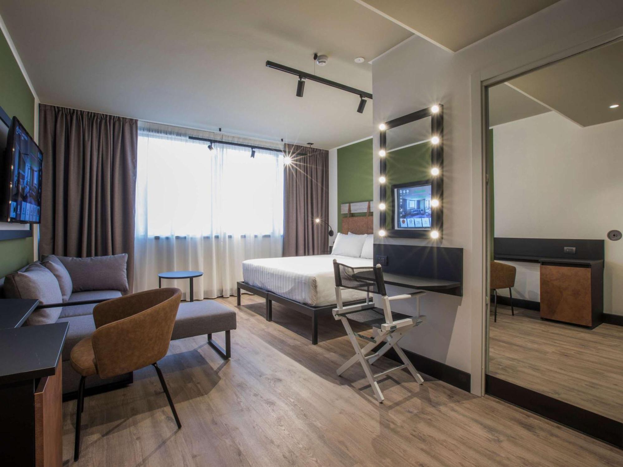 Mercure Cinecitta 4* Rome