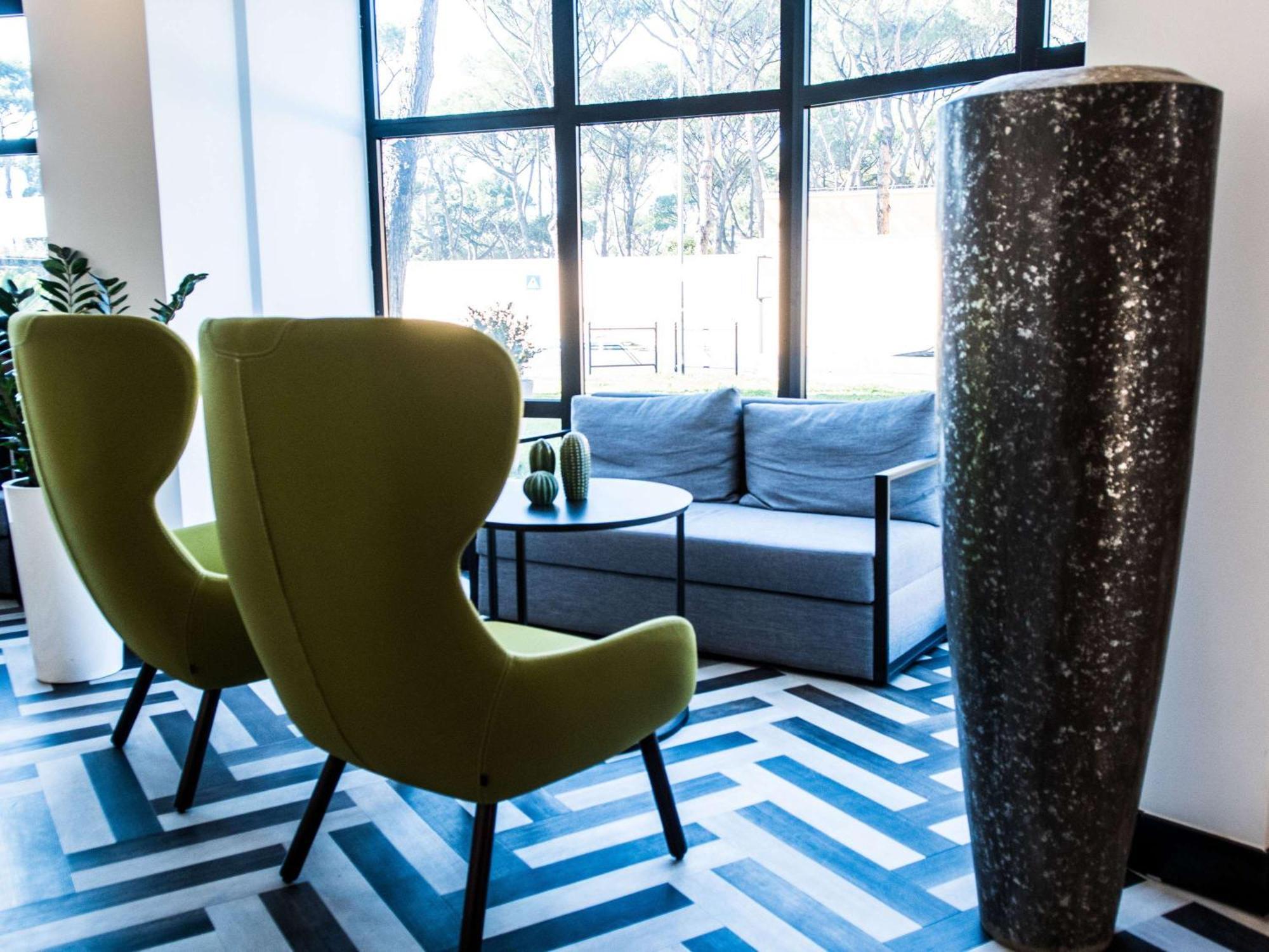 Mercure Cinecitta Hotel Rome