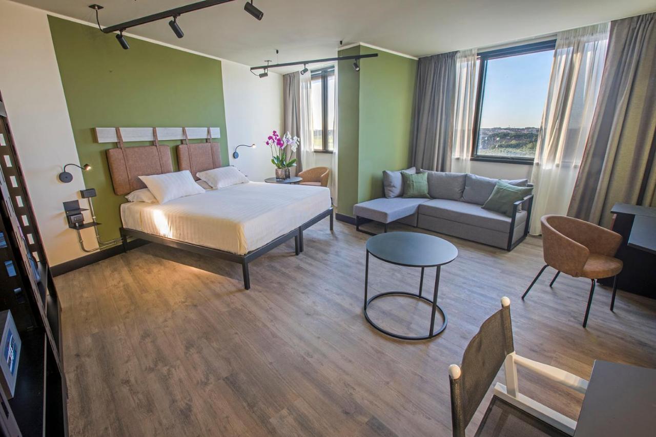 Mercure Cinecitta 4* Rome